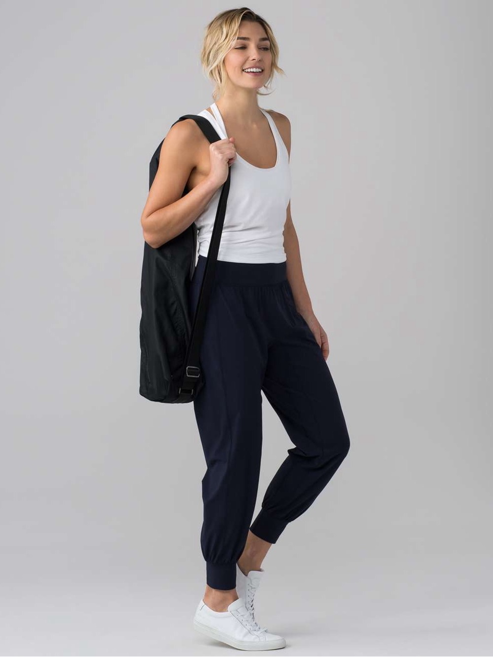 Lululemon Navy Sun Setter Jogger, size 4